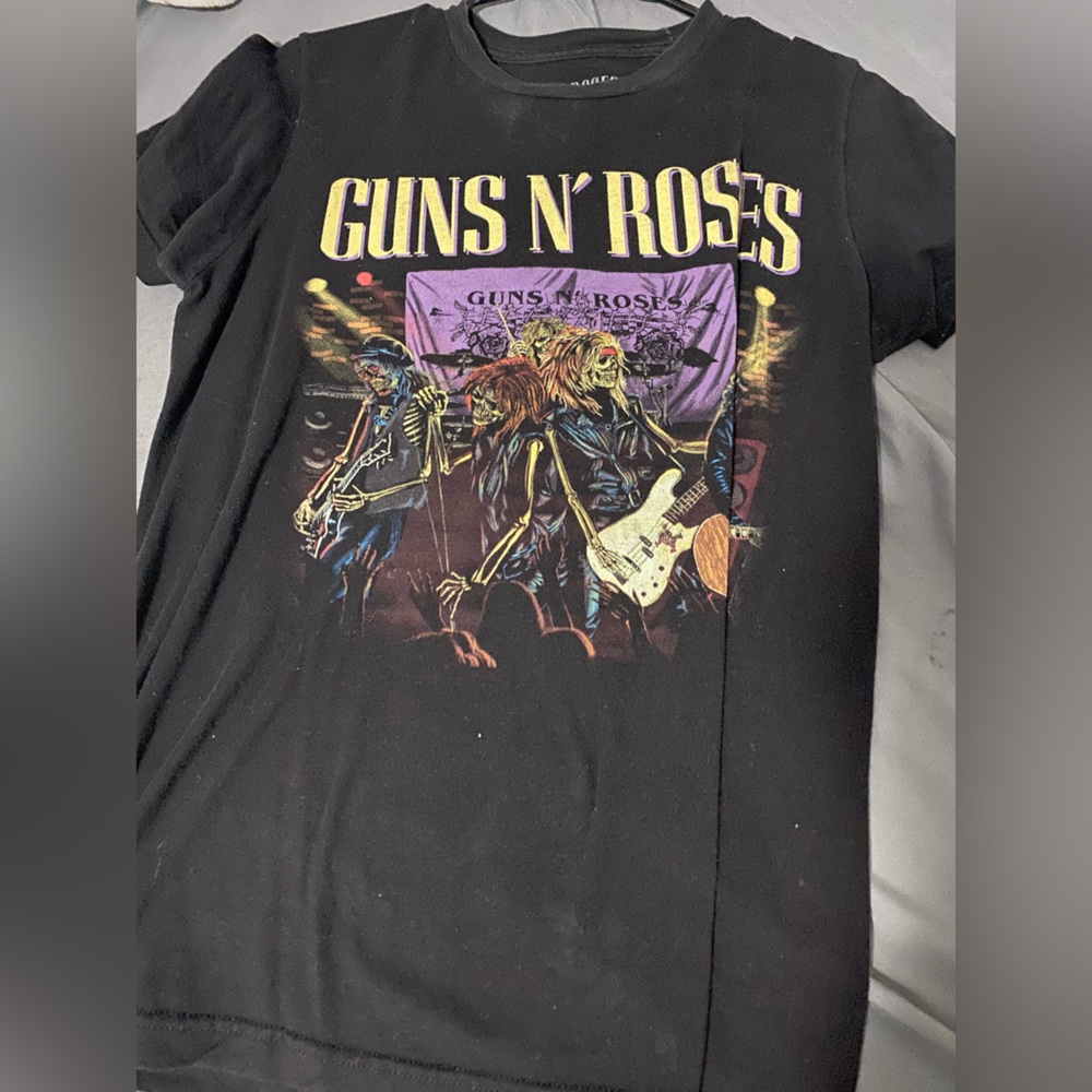 Guns and Roses
